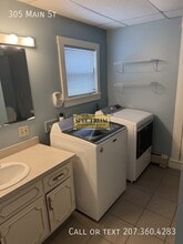 305 Upper Main St in Waterville, ME - Building Photo - Building Photo