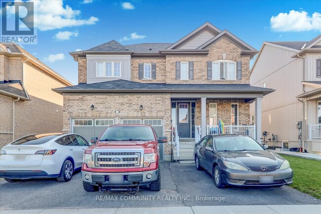 property at 22 Sunderland Meadows Dr