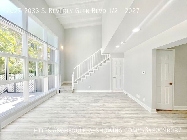 2112 1/2-2033 S Beverly Glen Blvd