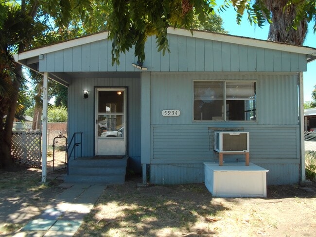 property at 5934 Cohn Ave