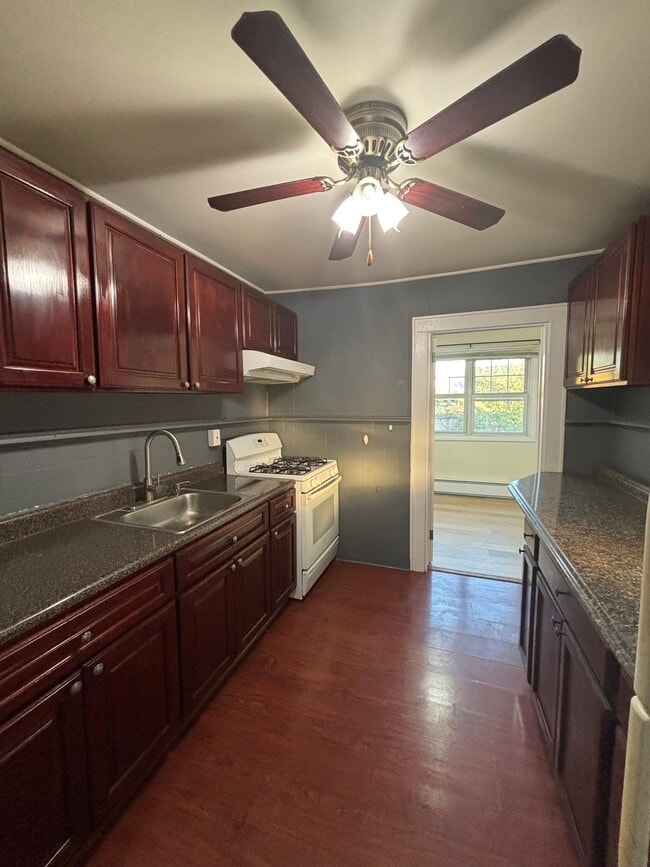 350 Ridge Rd, Unit 2