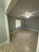 11106 Fall Breeze Dr in Houston, TX - Building Photo - Building Photo