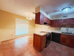 7849 Meadow Trail Dr in Memphis, TN - Building Photo - Building Photo