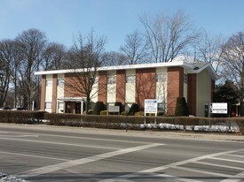 194 Schaefer St in Brooklyn, NY - Building Photo