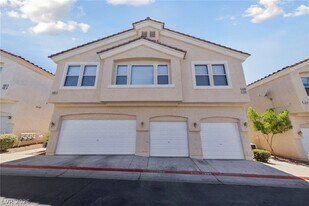 2583 Land Rush Dr in Henderson, NV - Building Photo