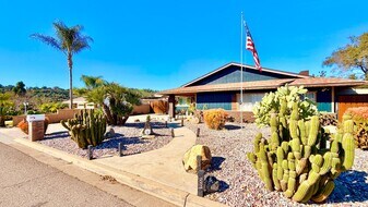 3526 Laketree Dr in Fallbrook, CA - Building Photo