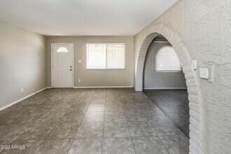 8209 S 24th Way in Phoenix, AZ - Building Photo - Building Photo