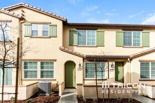 24919 Padre Ct in Wildomar, CA - Building Photo