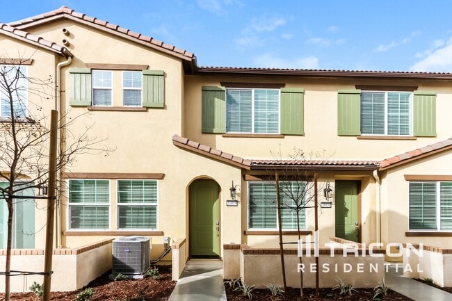 24919 Padre Ct
