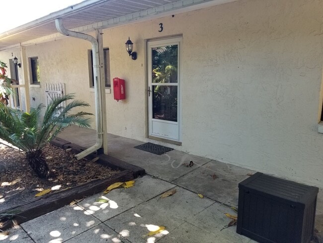property at 711 N Wild Olive Ave