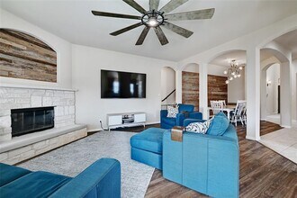 2812 St Paul Rivera in Round Rock, TX - Building Photo - Building Photo