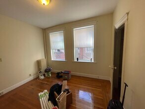 40 Gardner St, Unit 35 Gardner street in Boston, MA - Foto de edificio - Building Photo