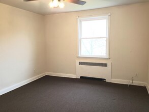 5214 Cromarty Rd in Baltimore, MD - Building Photo - Building Photo