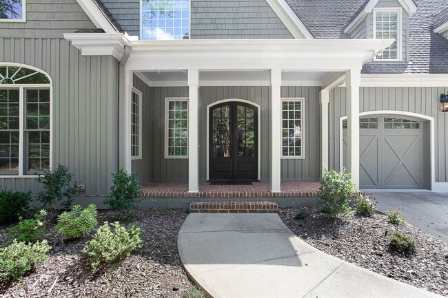 81103 Alexander in Chapel Hill, NC - Building Photo - Building Photo