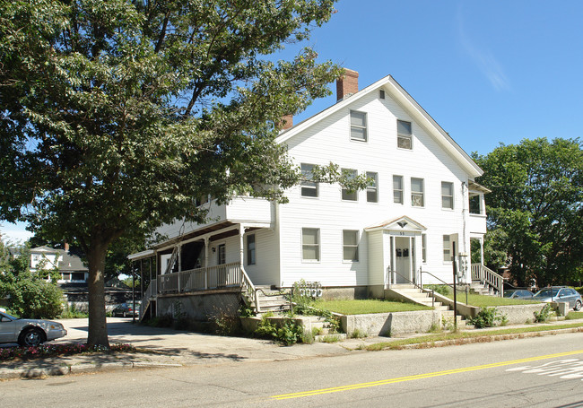 55 S State St in Concord, NH - Foto de edificio - Building Photo