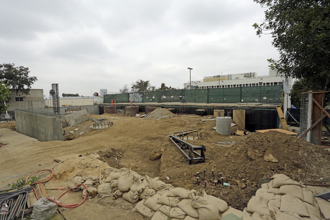 PATH Metro Villas II in Los Angeles, CA - Building Photo - Building Photo