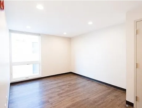 11 Dorchester St in Boston, MA - Foto de edificio - Building Photo