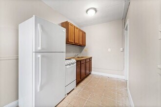 7100 Freda St in Dearborn, MI - Building Photo - Building Photo