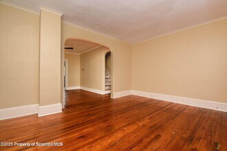 1225 S Irving Ave in Scranton, PA - Building Photo - Building Photo