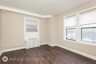 1642 E 56th St-Unit -0803 in Chicago, IL - Building Photo - Building Photo