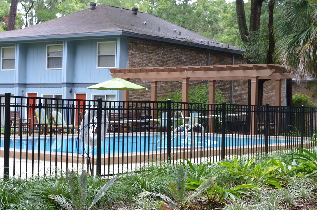 Brookwood Terrace in Gainesville, FL - Foto de edificio