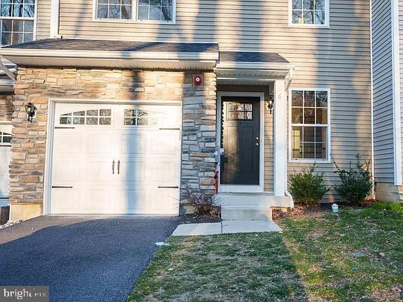 6 Graham Dr in Downingtown, PA - Building Photo - Building Photo