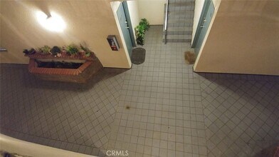 14242 Roscoe Blvd in Los Angeles, CA - Building Photo - Building Photo