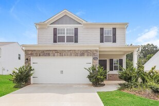 956 Creekview Rd in Bogart, GA - Building Photo