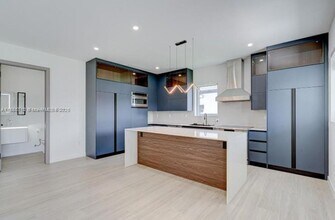 3900 SW 137th Ct in Miami, FL - Building Photo - Building Photo