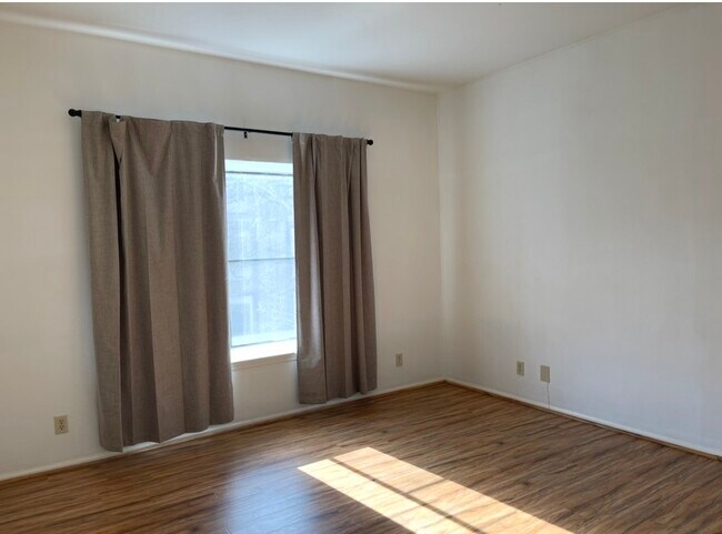 property at 2209 S Braeswood Blvd