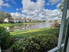 7756 Gardner Dr in Naples, FL - Foto de edificio - Building Photo