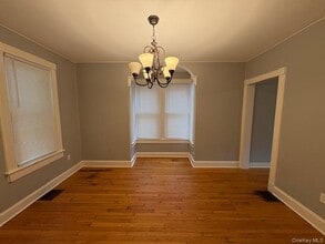 28 Myrtle Ave in Middletown, NY - Building Photo - Building Photo
