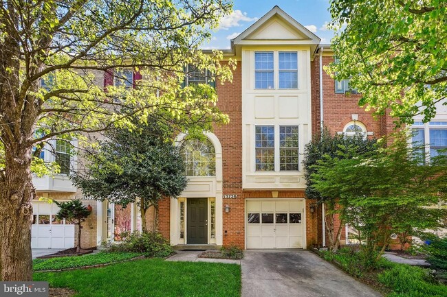 property at 13728 Lambertina Pl