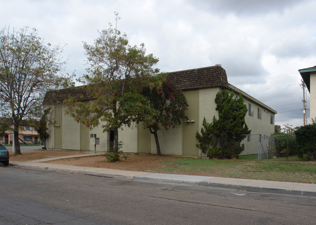 394 Zenith St in Chula Vista, CA - Building Photo - Building Photo