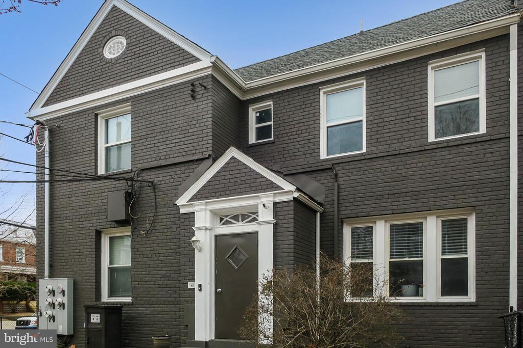 5300 4th St NW in Washington, DC - Building Photo