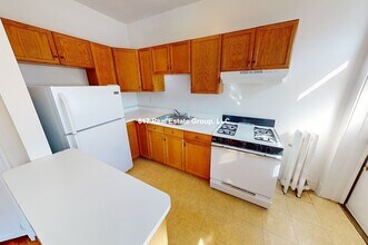 1788 Beacon St in Brookline, MA - Building Photo - Building Photo