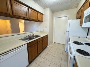 1701 Cedarview Cir in Killeen, TX - Building Photo - Building Photo