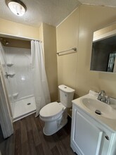 597 Thomas Ave W in St. Paul, MN - Building Photo - Building Photo