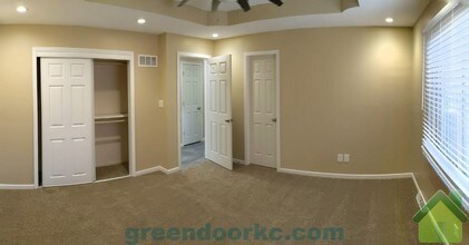 9120 W 78th St in Overland Park, KS - Building Photo - Building Photo