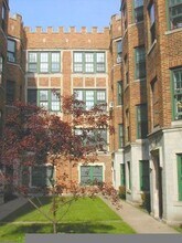 4875 N Paulina St in Chicago, IL - Foto de edificio - Building Photo