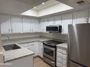 461 W Holmes Ave in Mesa, AZ - Building Photo - Building Photo
