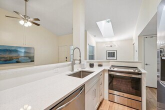 1050 Crystal Way in Delray Beach, FL - Building Photo - Building Photo