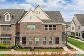 Plano Gateway in Plano, TX - Building Photo - Building Photo