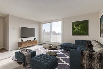 Cassils Plaza in Brooks, AB - Building Photo - Building Photo