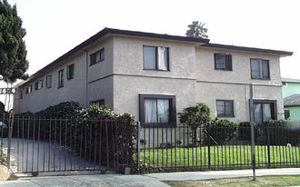 1458 S Cloverdale Ave Apartamentos