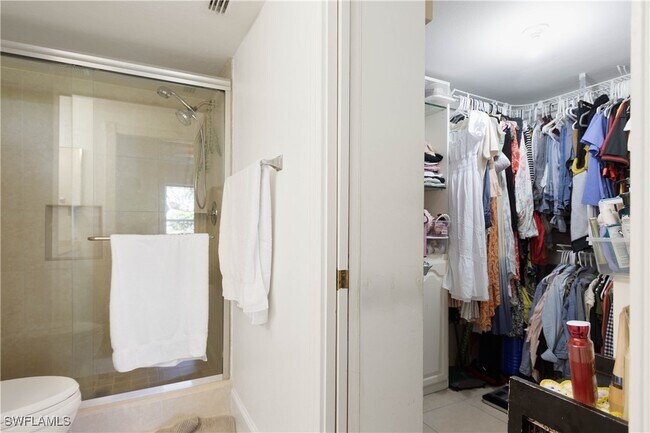 property at 1392 Churchill Cir