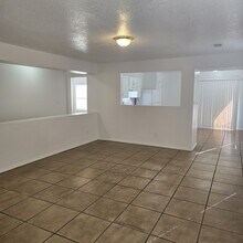 8204 Tangerine Pl NW in Albuquerque, NM - Building Photo - Building Photo