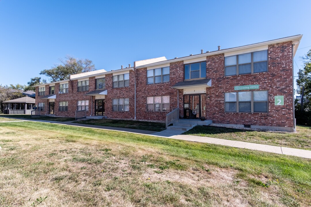 Hillside Apartments in Excelsior Springs, MO - Foto de edificio