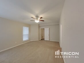 9039 Thomas York Blvd in San Antonio, TX - Building Photo - Building Photo