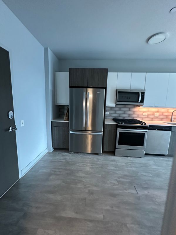 property at 1025 W Addison St